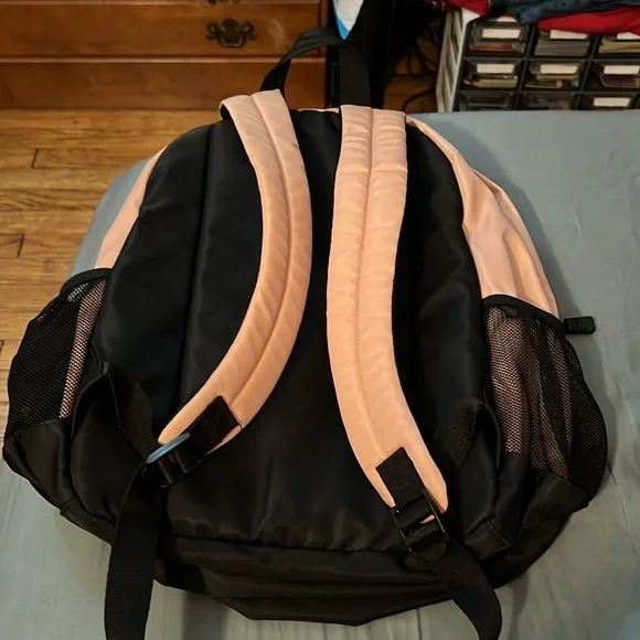 Pink Backpack - Picture 5 of 8